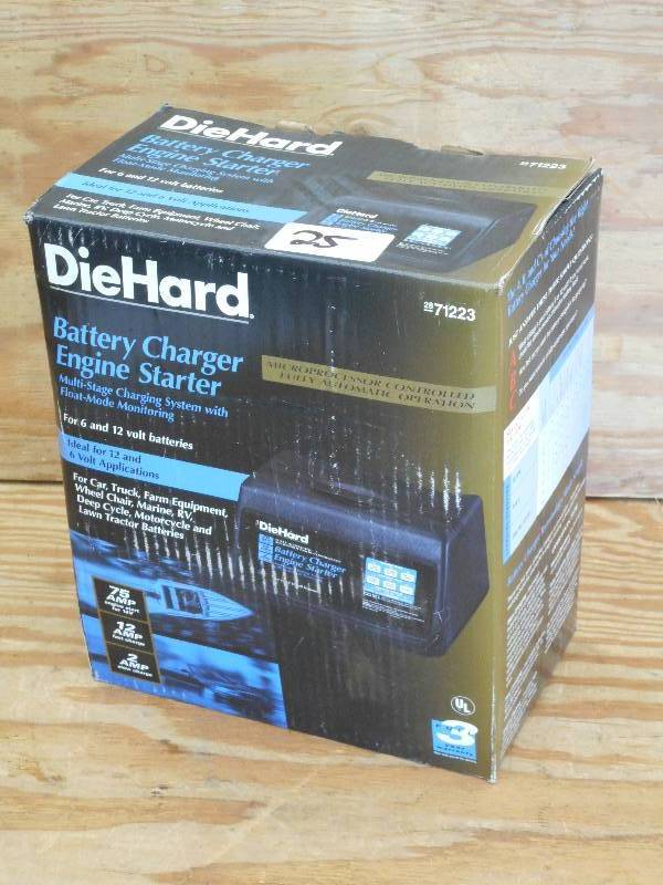 lot 25 image: Unused DieHard 612Volt 21275 Amp...