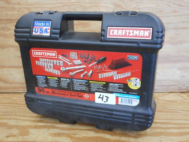 lot 43 image: Unused Craftsman 95-Piece Mechaincs...