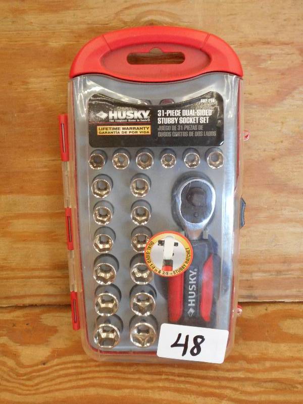 lot 48 image: Unused Husky 31-Piece Dual Sided St...