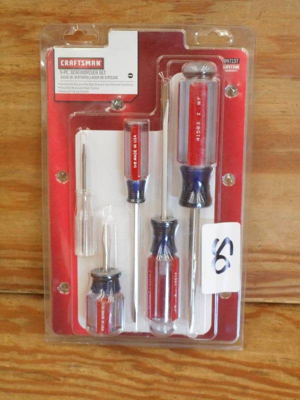lot 50 image: Unused Craftsman 5-Piece Screwdrive...