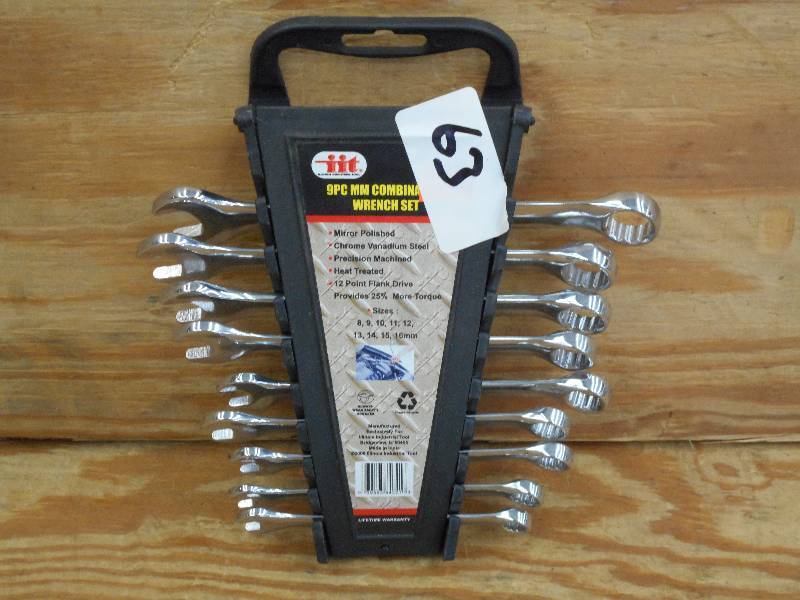 lot 63 image: Unused 9-Piece Metric Wrench Set ...