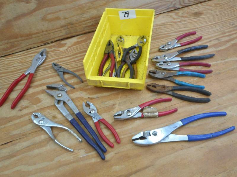lot 79 image: Lot Of Misc Pliers...