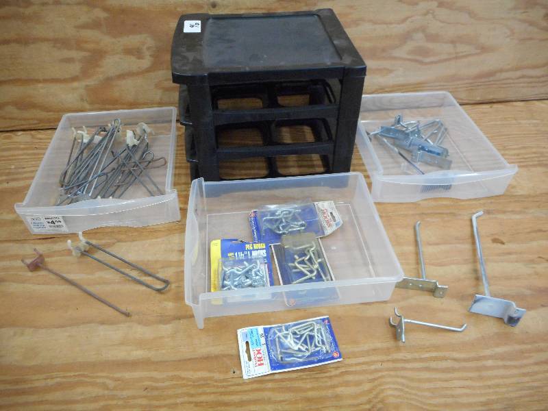 lot 96 image: Large Lot Of Misc Peg-Board Hooks &...