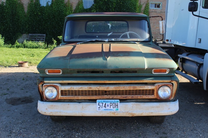 lot 1 image: 1964 Chevrolet C20