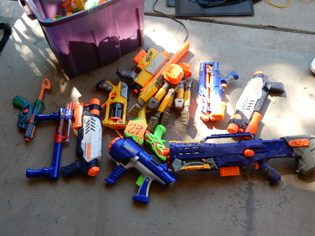lot 29 image: Nerf and Water Toys