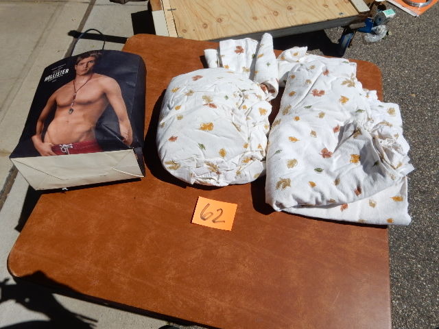 lot 62 image: King Size Flannel Sheets