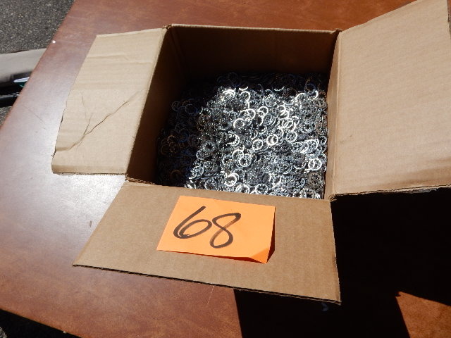 lot 68 image: Internal lock washers