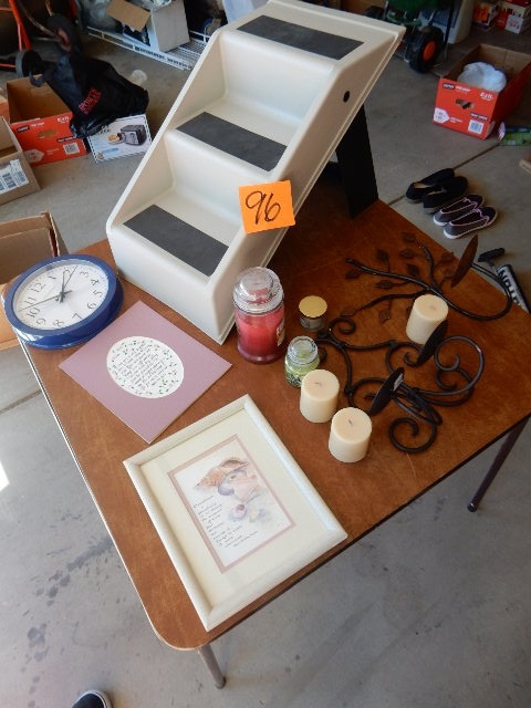 lot 96 image: Misc. Items as pictured.. Dog Stairway