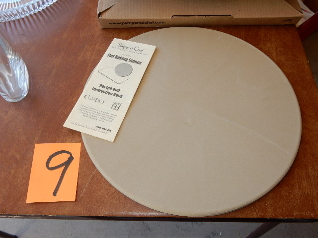 lot 9 image: Baking Stone