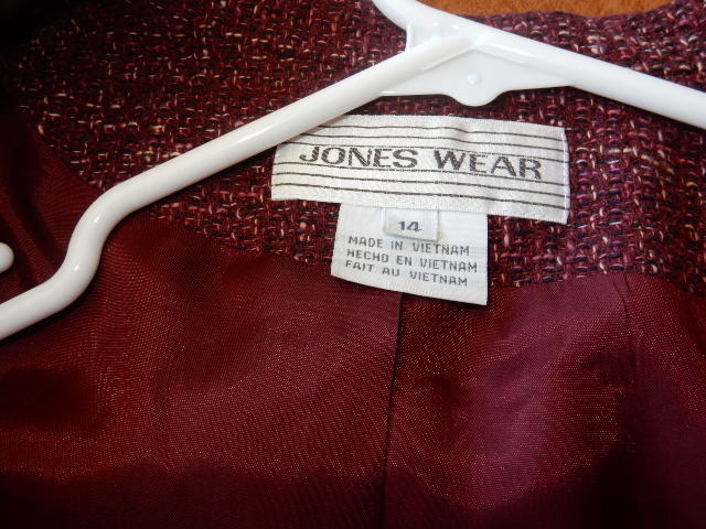 lot 100 image: Misc. Clothes as pictured