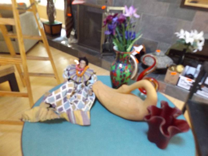 lot 38 image: Murano Glass, Duck, Vases, Hawaiian Doll