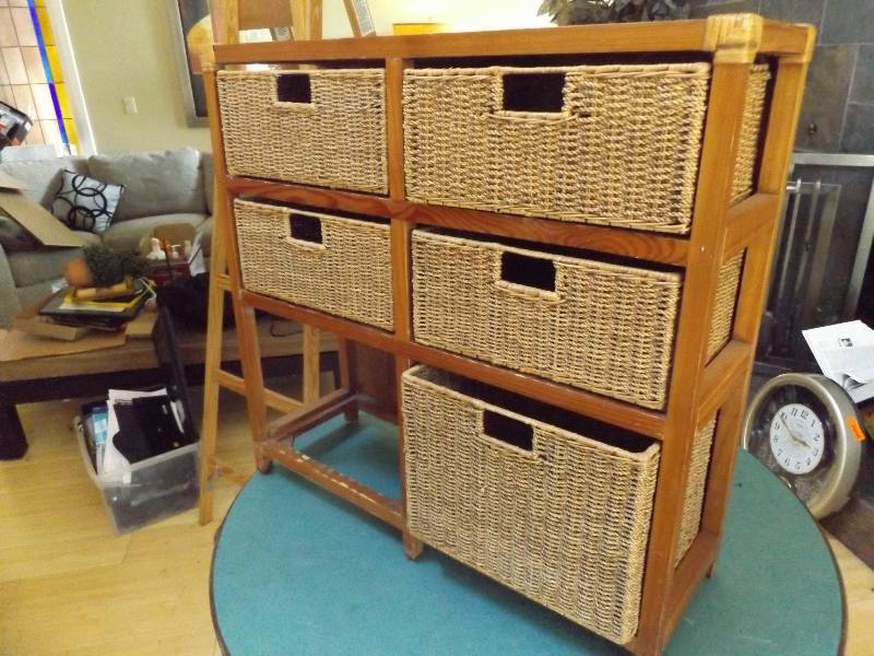 lot 51 image: Wicker Storage Table with Bins