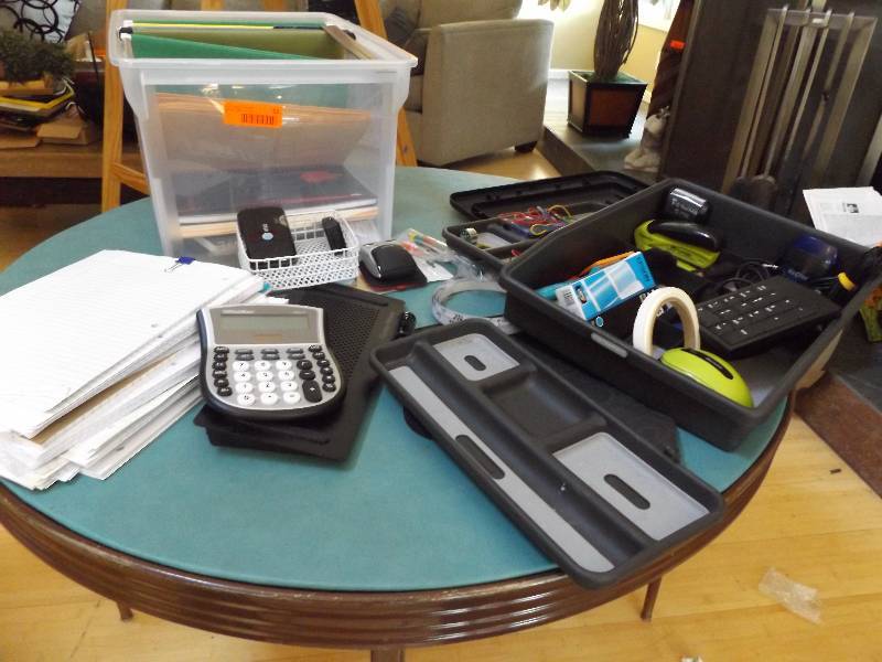 lot 52 image: Office Supplies