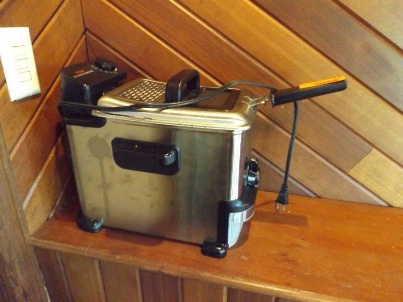 lot 131 image: Tfal Deep Fryer