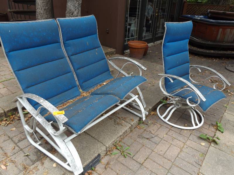 lot 599 image: Glider Love Seat, High Back Chair