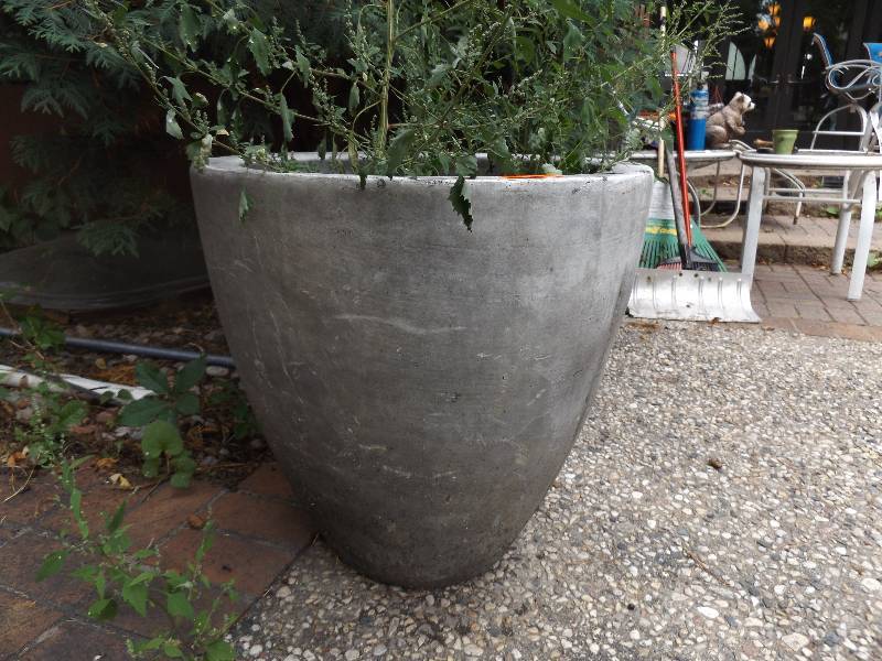 lot 577 image: 24 x 24 Concrete Planter