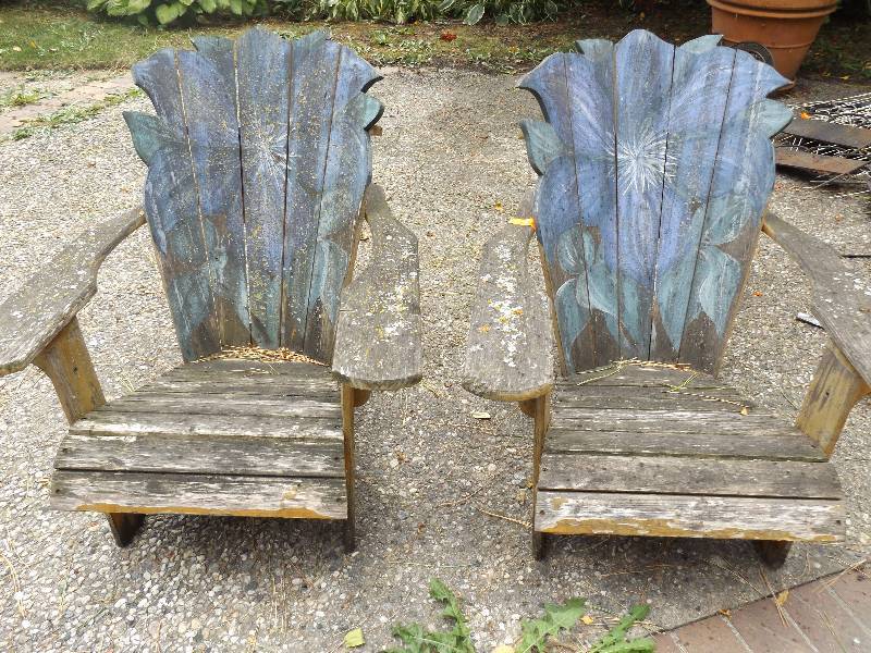 lot 560 image: 2 Adirondack Chairs