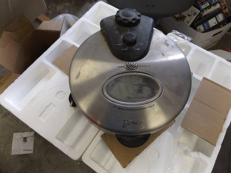 lot 498 image: Electric Pizza Pan