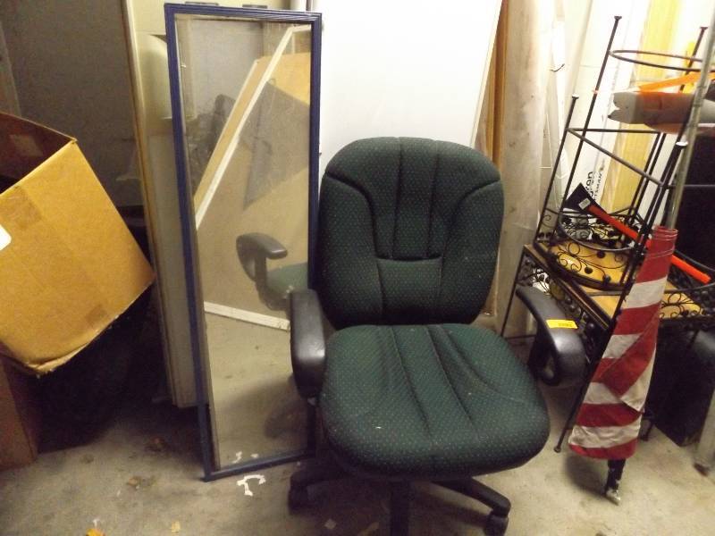 lot 430 image: Office Chair