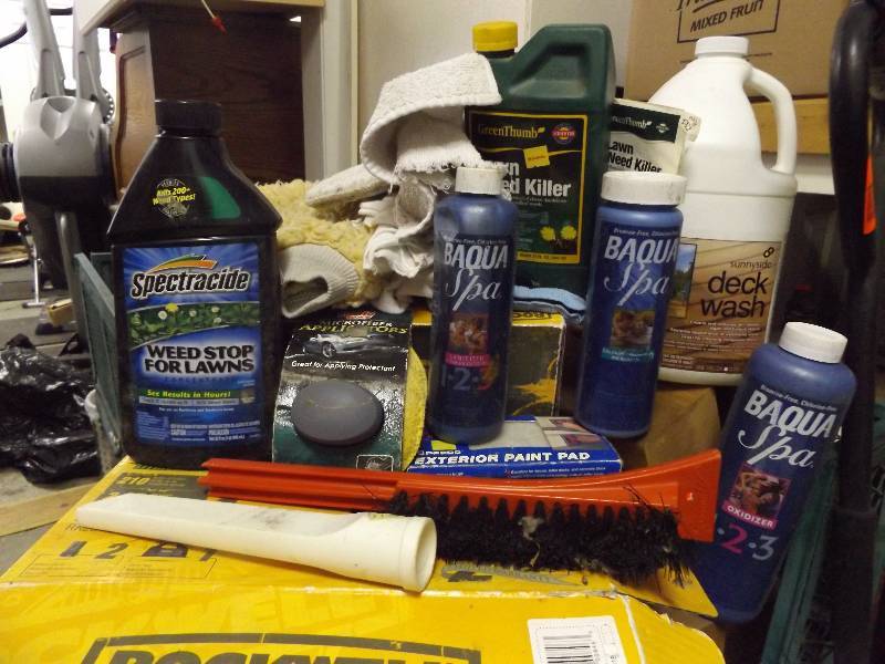 lot 270 image: Deck Wash, Weed Killer, more