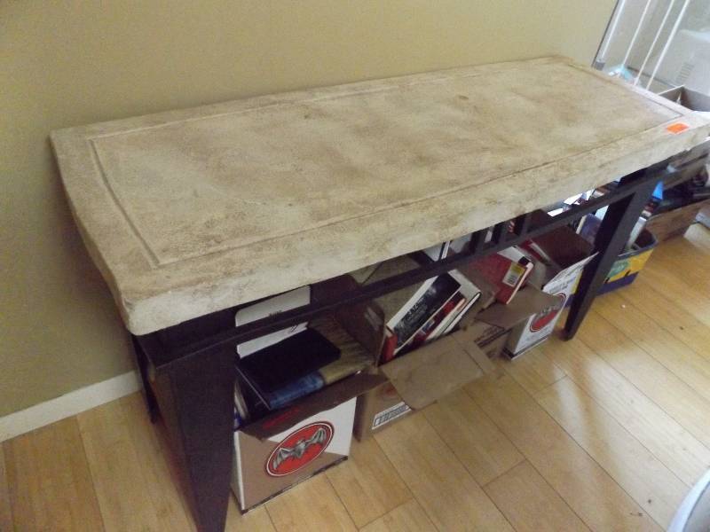 lot 188 image: Hallway Table