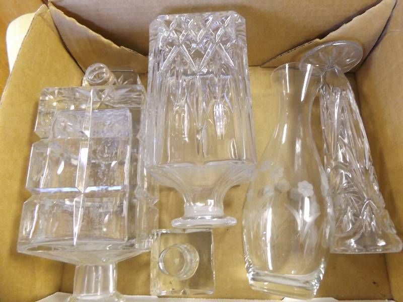 lot 504 image: Crystal Decanters and Vases