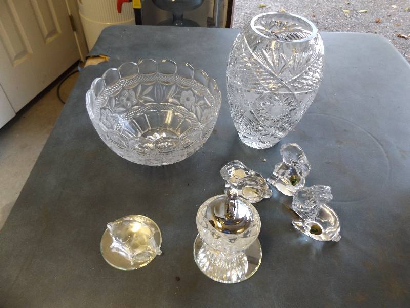 lot 503 image: Crystal Vases and Dishes