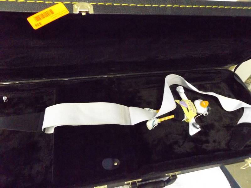 lot 336 image: Guitar Case