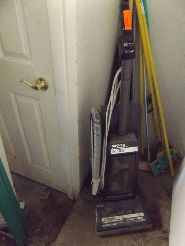 lot 451 image: Hoover Power Max, Brooms, Mops