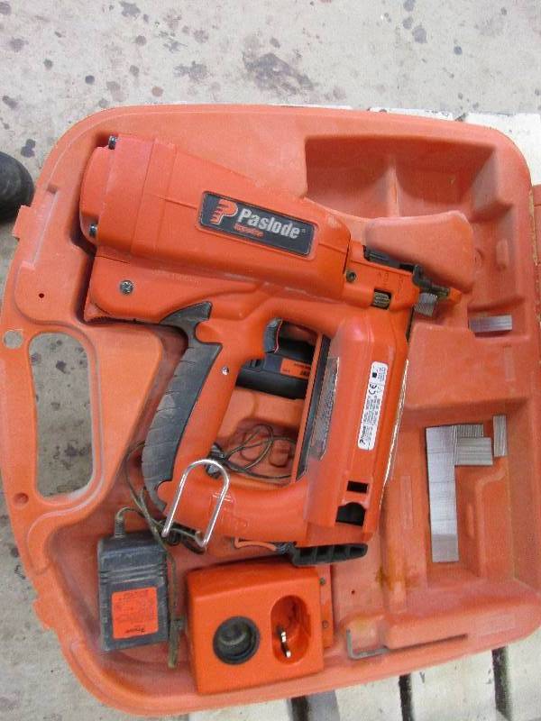 Paslode Finish Nailer