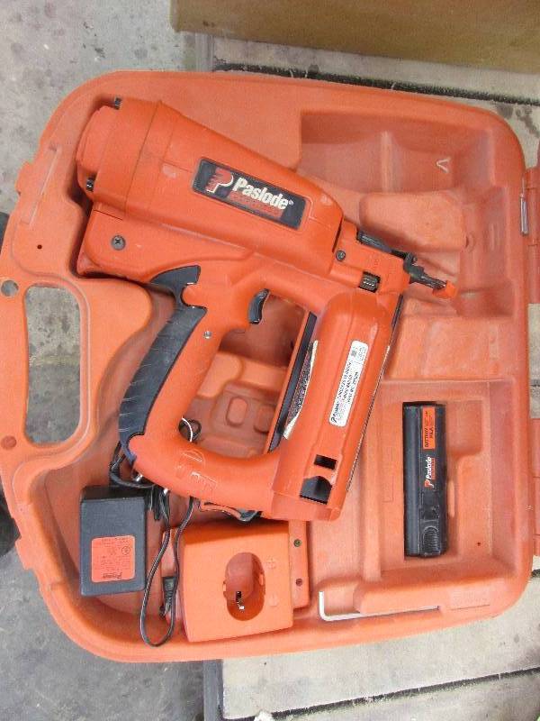 Paslode Finish Nailer