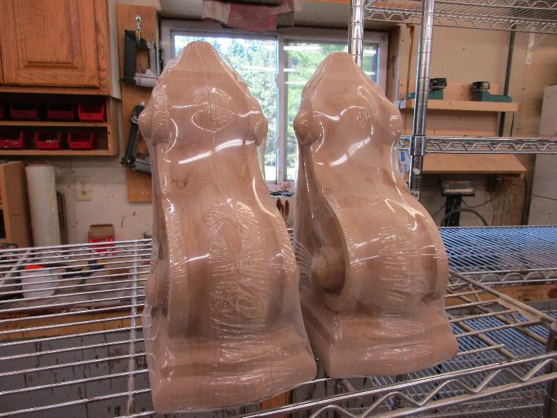 Shelf supports