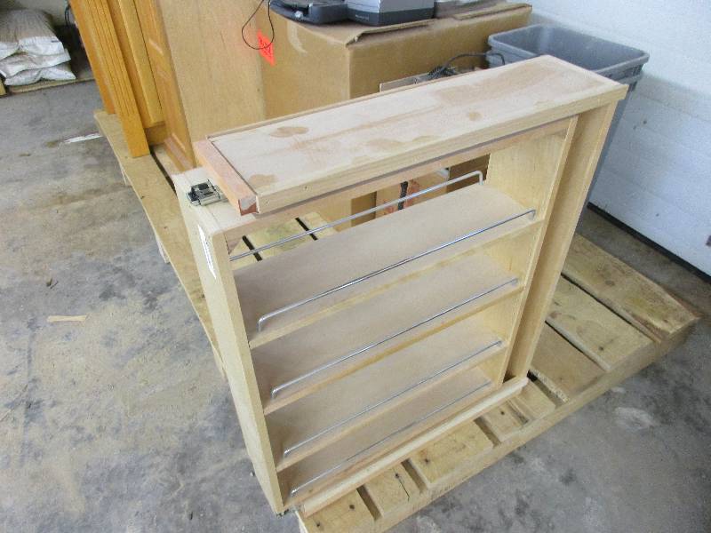 Pull-out cabinet