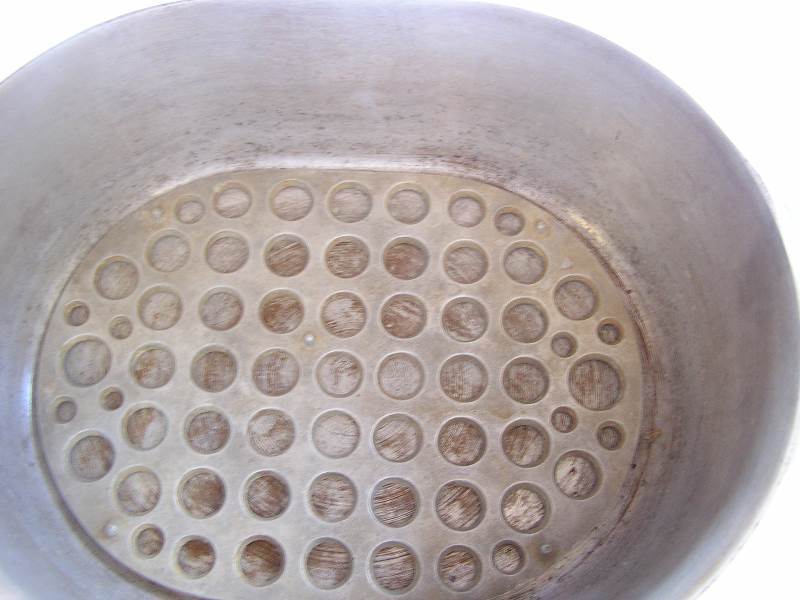 lot 164-COPY image: wagnerware magnalite oval roaster