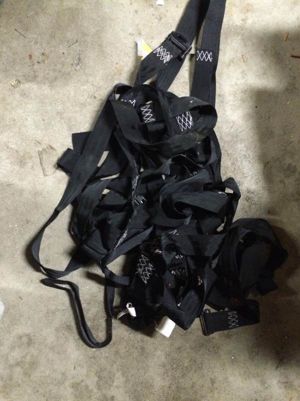 lot 16 image: deer hunting safety harness set of 2