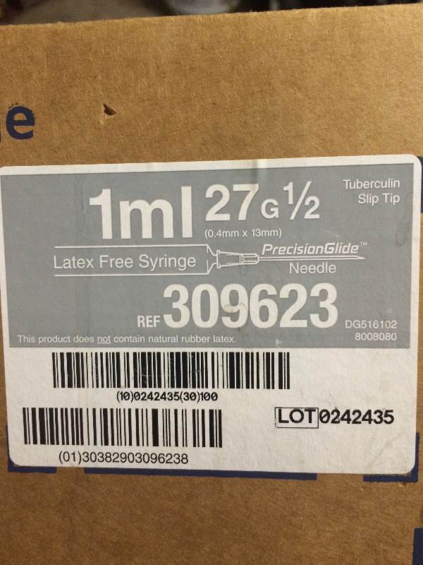 lot 28 image: syringes