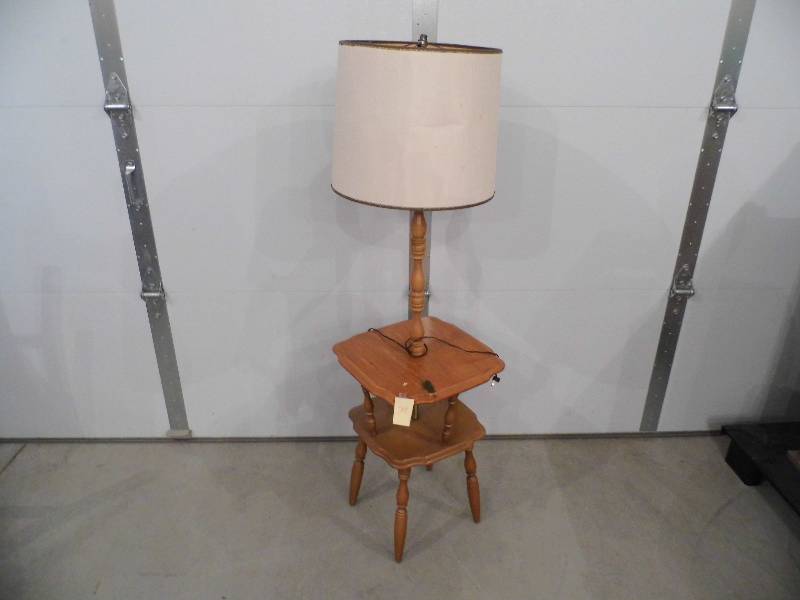 Table with Lamp