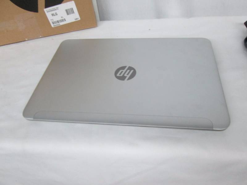 HP Silver Stream 14 Windows 8.1 Laptop