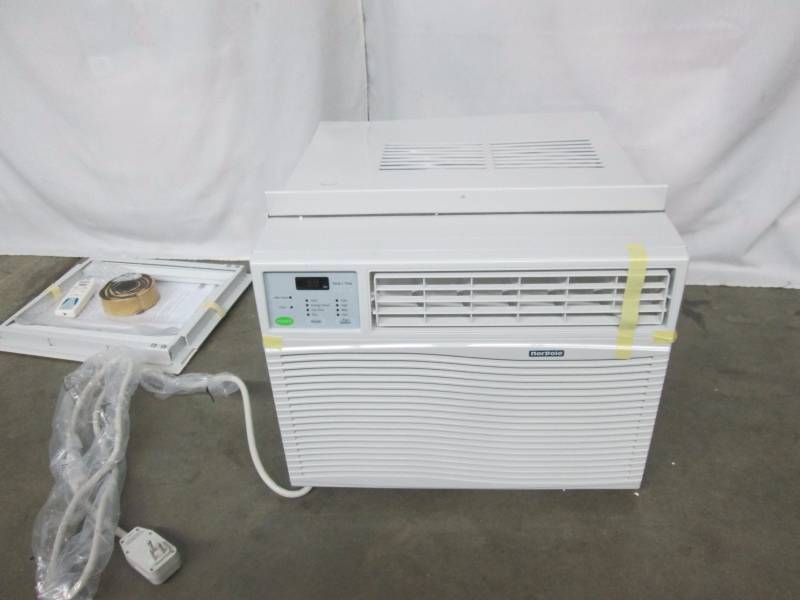 Norpole 10,050 BTU Window Air Conditioner w Remote