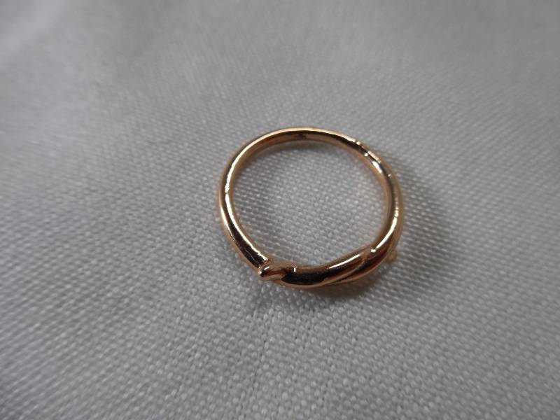Chisel Stainless Steel Pink Twisted Ring