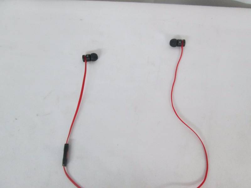 urBeats by Dr. Dre Ear Buds