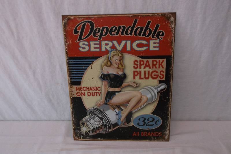 lot 20 image: Collectible