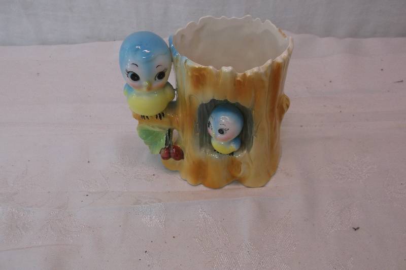 lot 62 image: Vintage