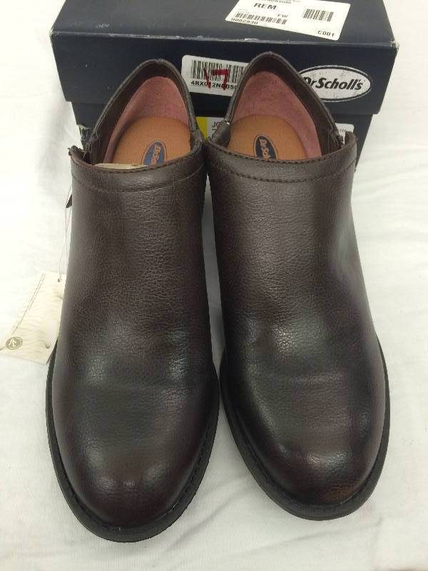 Dr. Scholls Womens Jovial Side-Zip Shootie 8.5