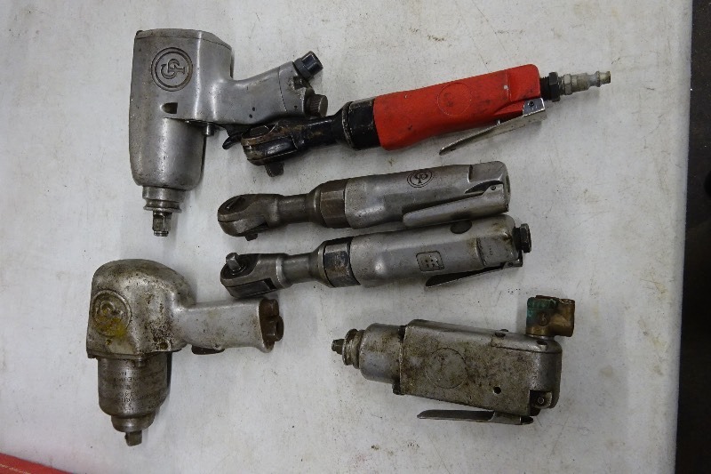 12 Air Guns, 38 Air Ratchet, 38 Palm