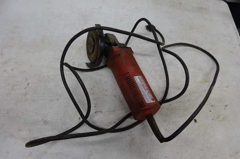 Milwaukee 4 angle grinder