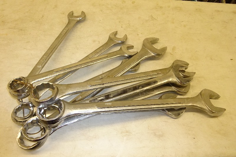Wrenches 2 to 1 38