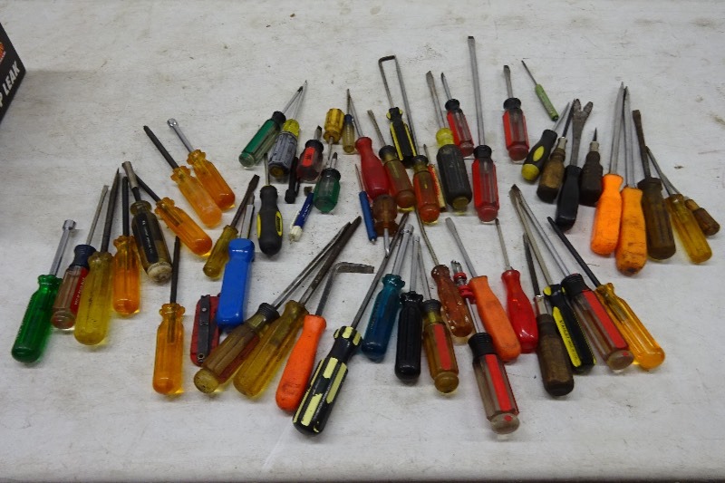 Variety of screwdrivers, torch screwdrivers