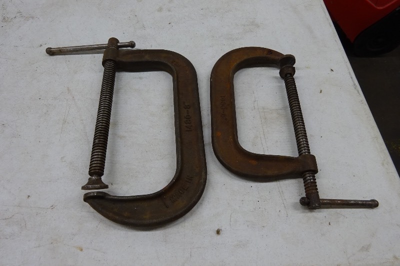 2 c clamps
