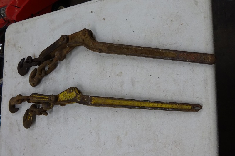2 load tie downs